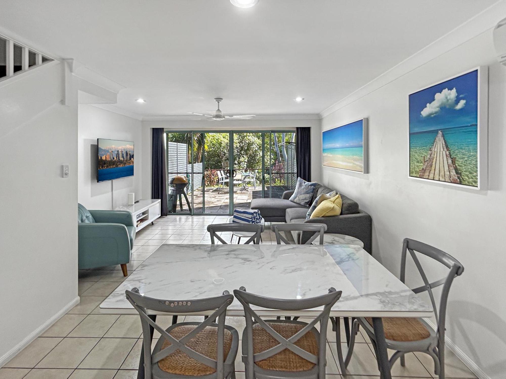Sunset Waters Apartments 해밀턴아일랜드 외부 사진